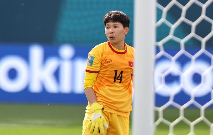Thủ môn Kim Thanh xuất sắc, đội tuyển nữ Việt Nam được thưởng nóng - 1