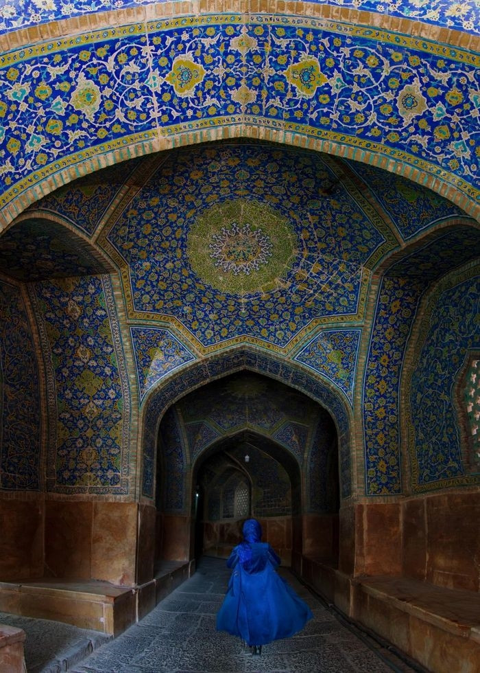 Thánh đường Hồi giáo Imam (Thánh đường Hồi giáo Shah) được xây dựng vào năm 1611 theo lệnh Shah Abbas I (1571-1629), triều đại Safavid (1501-1736). Nơi đây được coi là biểu tượng đỉnh cao của kiến trúc Hồi giáo Iran và được UNESCO công nhận là Di sản văn hóa thế giới (Ảnh: Ardian Yaqubi)
