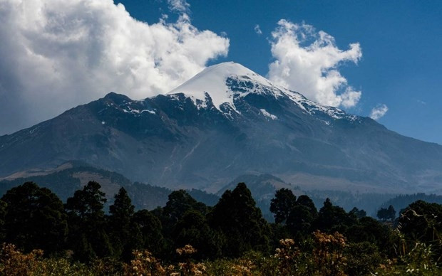 Mexico: Bon nha leo nui thiet mang khi chinh phuc dinh Pico de Orizaba hinh anh 1