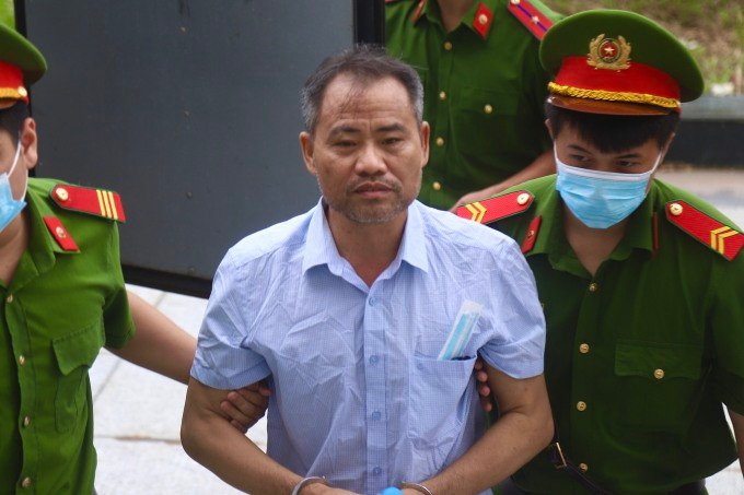 Giám đốc công ty Sinh Thái Xanh Bùi Văn Mận, bị VKS đề nghị 8-9 năm tù, nặng nhất trong 15 bị cáo. Ảnh: Danh Lam