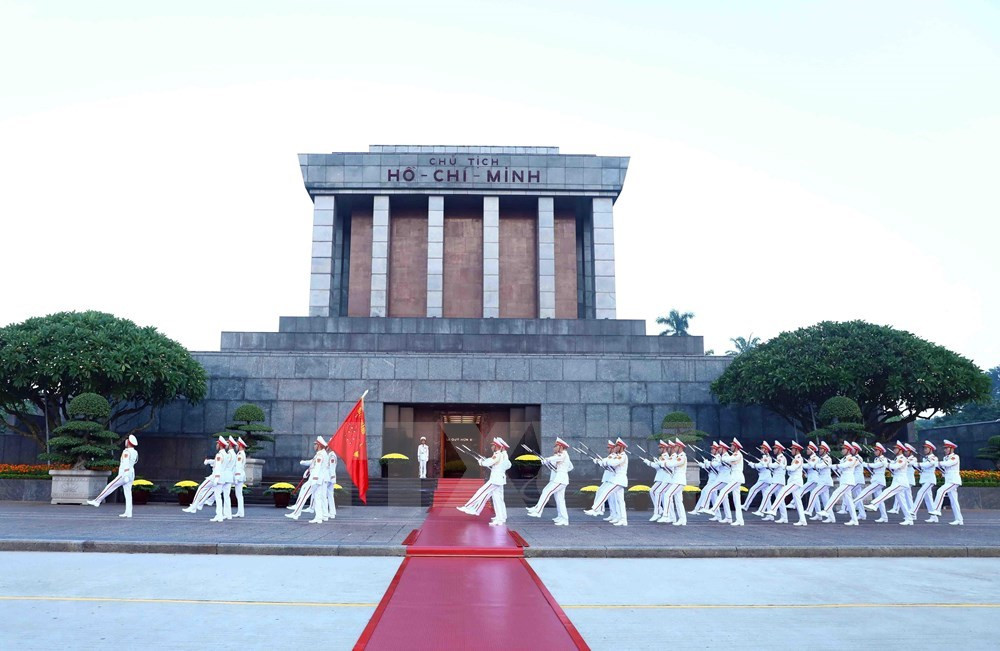 Flag-hoisting ceremony in celebration of 78th National Day of Vietnam hinh anh 1
