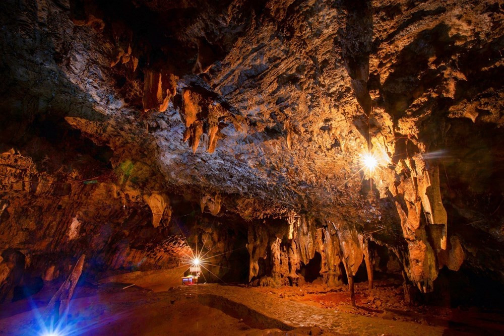 Forgotten beauty of Tien Phi Cave in Hoa Binh province hinh anh 5