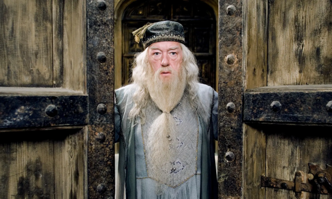 Tạo hình nhân vật Dumbledore của Michael Gambon. Ảnh: WB