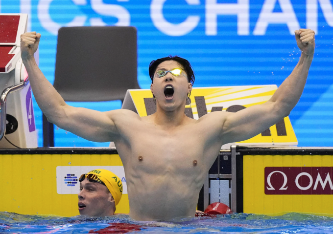 Hoàng tử ếch Qin Haiyang của bơi Trung Quốc giành bốn HC vàng Asiad 19. Ảnh: Kyodo