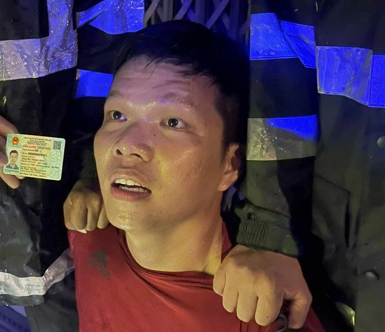 Nghi phạm Nguyễn Thanh Sơn bị bắt giữ - Ảnh: Công an cung cấp