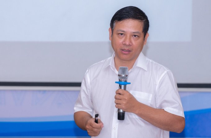 Ông Nguyễn Sơn Hải chia sẻ thông tin về chuyển đổi số trong giáo dục, ngày 5/10. Ảnh: Kim Hiền