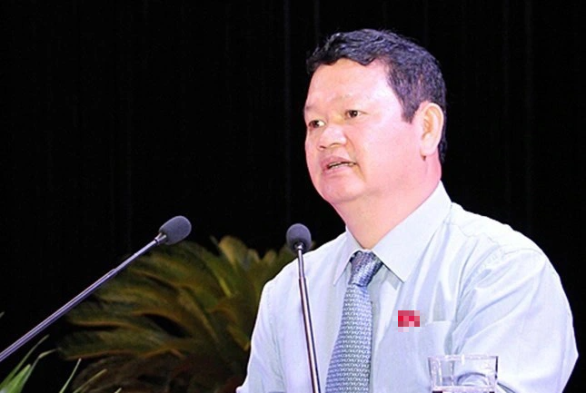 Cựu bí thư Lào Cai Nguyễn Văn Vịnh bị cáo buộc nhận quà 