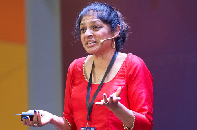 Bà Mina Patel, chuyên gia Nghiên cứu Khảo thí, Hội đồng Anh, tham dự Hội nghị quốc tế về Khảo thí Ngoại ngữ New Directions Đông Á lần thứ 11 hôm 28/10 ở Hà Nội. Ảnh: BC
