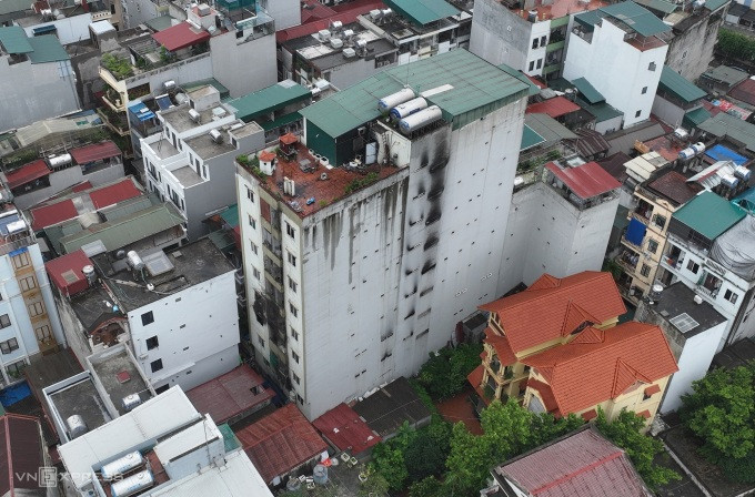 Chung cư mini 9 tầng ở phố Khương Hạ, nơi xảy ra hỏa hoạn. Ảnh: Ngọc Thành