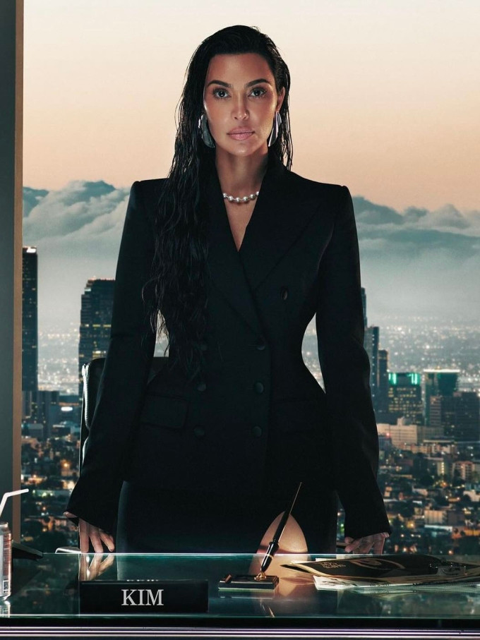 Kim Kardashian trên GQ. Ảnh: GQ