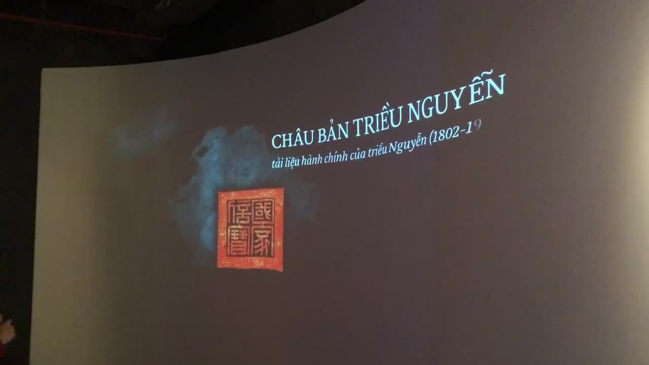 Công nghệ trình chiếu tại khu trưng bày Châu bản triều Nguyễn 
