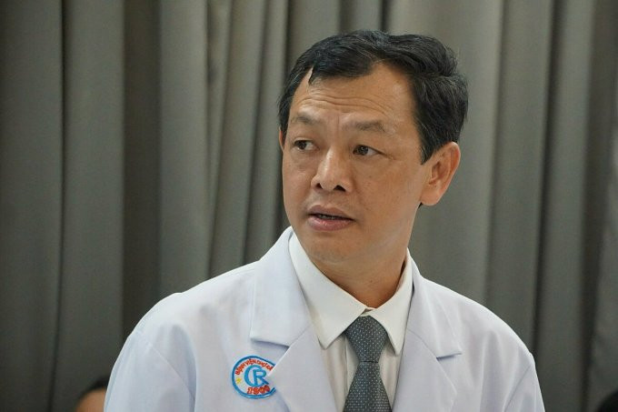 TS.BSCK2 Nguyễn Tri Thức, Giám đốc Bệnh viện Chợ Rẫy. Ảnh: Lê Phương