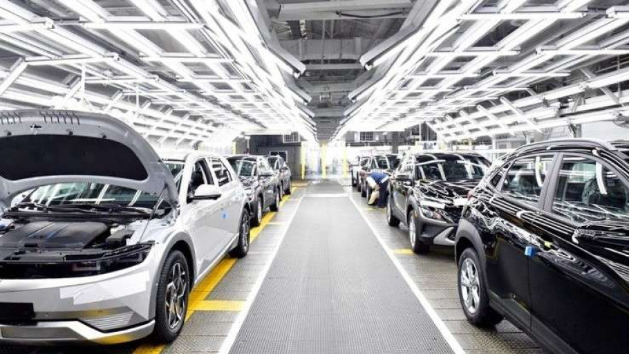 Sự hiện diện của mẫu MPV điện được kỳ vọng sẽ mở rộng danh mục xe thân thiện với môi trường của Hyundai tại Indonesia, đồng thời tăng sự lựa chọn của người tiêu dùng Indonesia - Ảnh: Otomotif