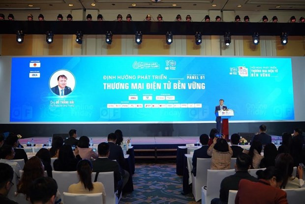 Vietnam’s e-commerce to hit 20.5 billion USD this year: conference hinh anh 1