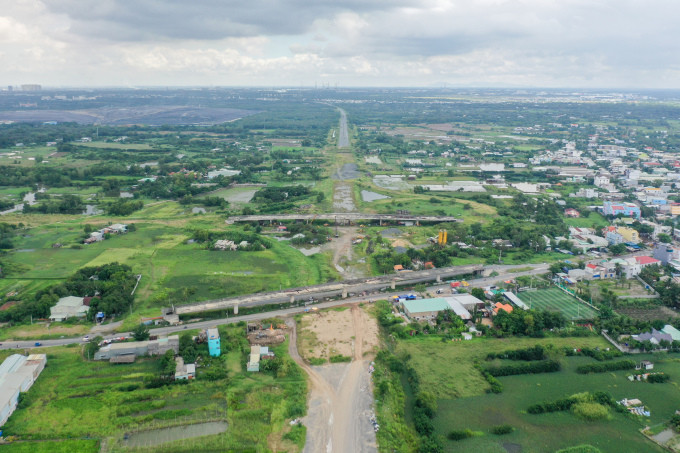 Bất động sản khu Nam TP HCM, đoạn qua huyện Nhà Bè, tháng 10/2023. Ảnh: Quỳnh Trần