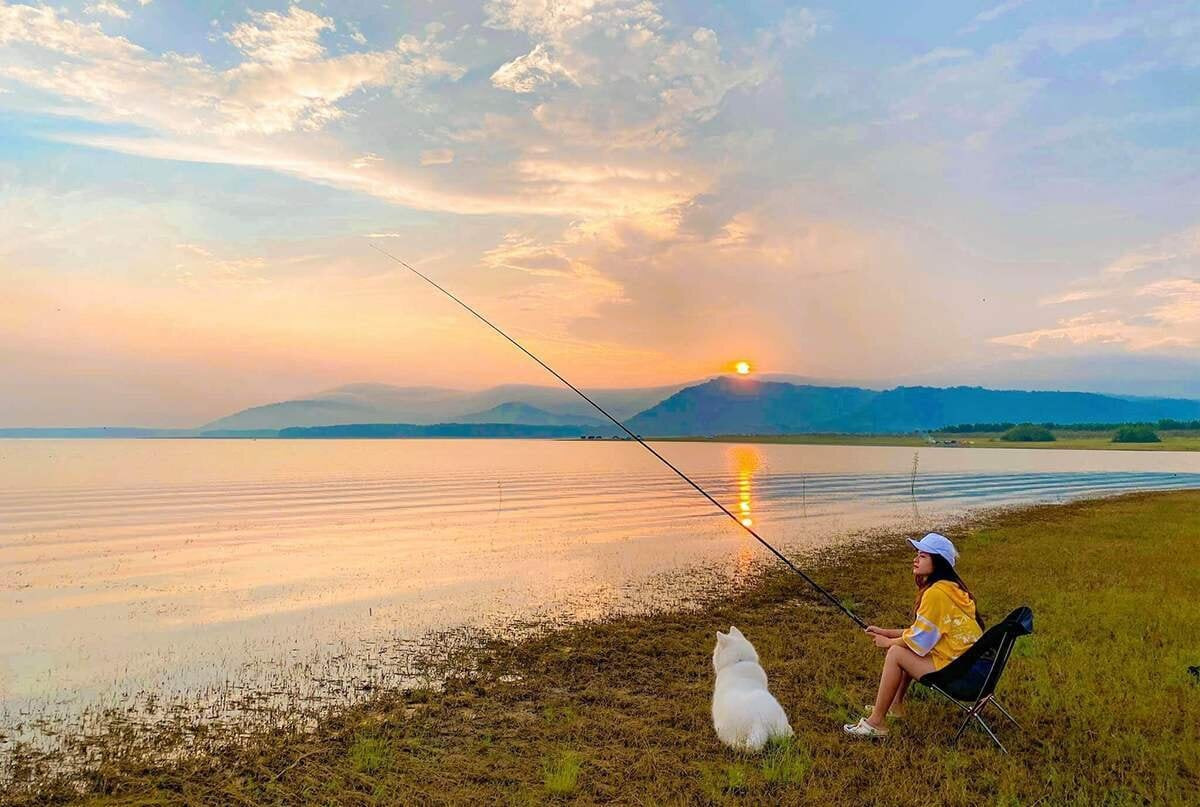 Hồ Dầu Tiếng là địa điểm cắm trại lý tưởng nhất ở Bình Dương.