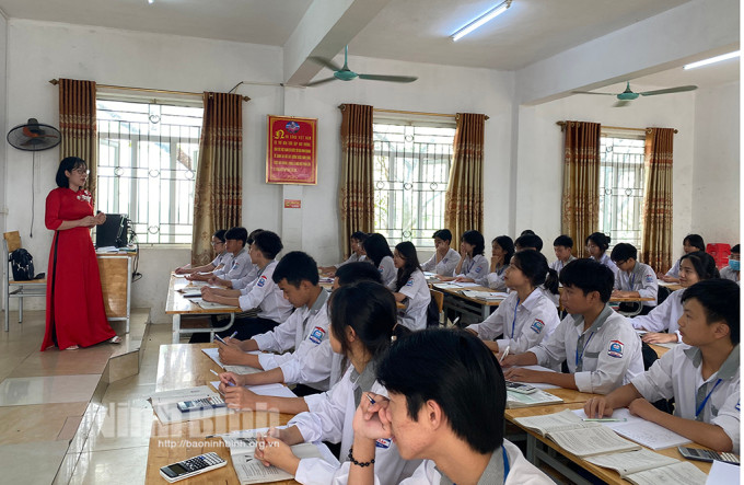 Giờ học của học sinh lớp 9, Trường THCS Gia Lập, tỉnh Ninh Bình, tháng 4/2023. Ảnh: Báo Ninh Bình