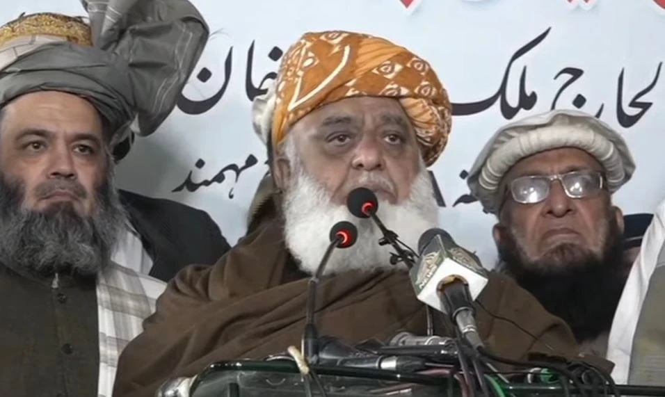 Người đứng đầu đảng Jamiat Ulema-e-Islam (JUI-F) Maulana Fazlur Rehman.. (Nguồn: samaa)