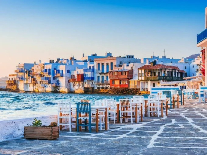 Khu Little Venice ở Mykonos, Hy Lạp. Ảnh: Time Out