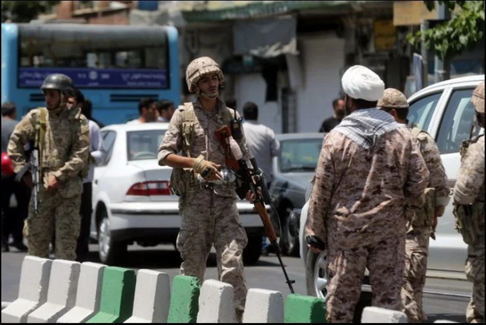 Ít nhất 11 cảnh sát đã thiệt mạng và một số người bị thương trong vụ tấn công của phiến quân. (Nguồn: AFP/TTXVN)