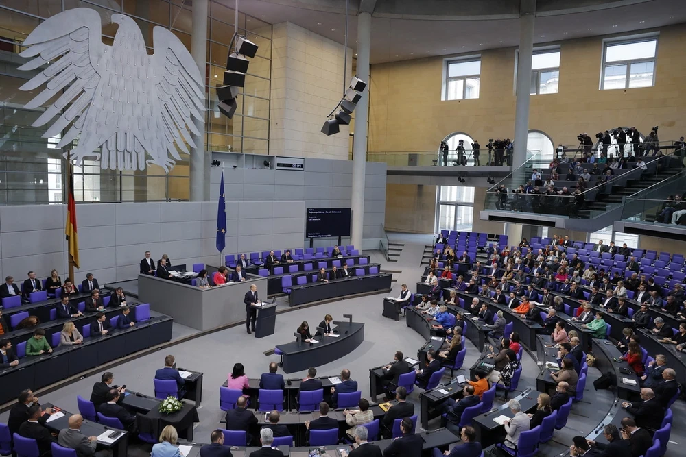 Quang cảnh phiên họp Quốc hội Đức ở Berlin ngày 2/3/2023. (Ảnh: AFP/TTXVN)