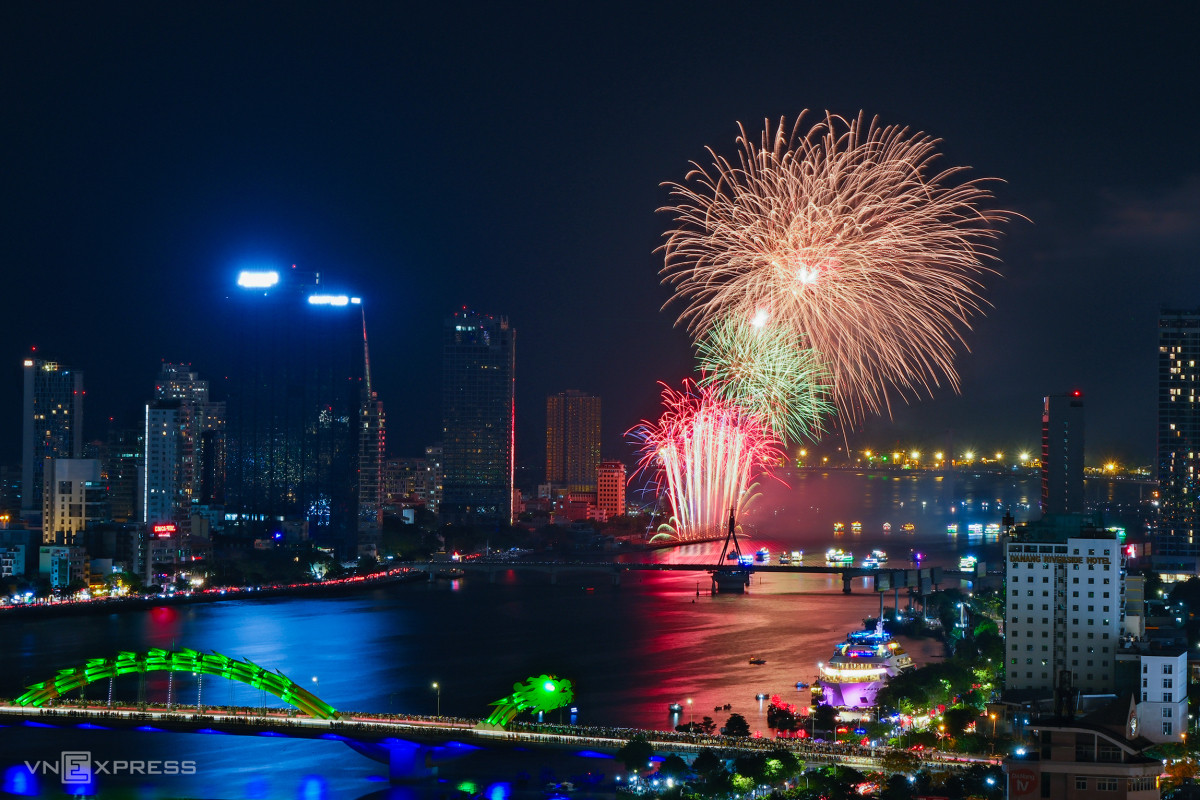 10 destinations to be most crowded in Vietnam this New Year holiday