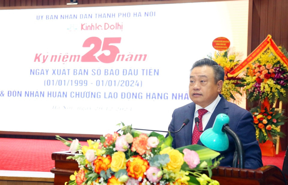 Ủy viên Trung ương Đảng, Phó Bí thư Thành ủy, Chủ tịch UBND TP Hà Nội Trần Sỹ Thanh phát biểu chỉ đạo