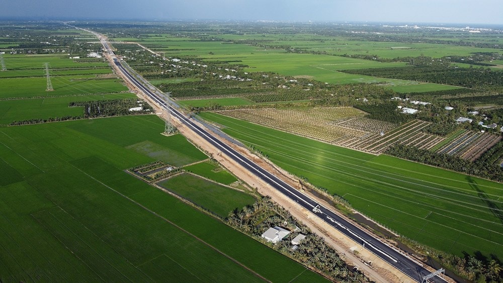 2023 - Vietnam’s record-breaking year in expressway construction hinh anh 3