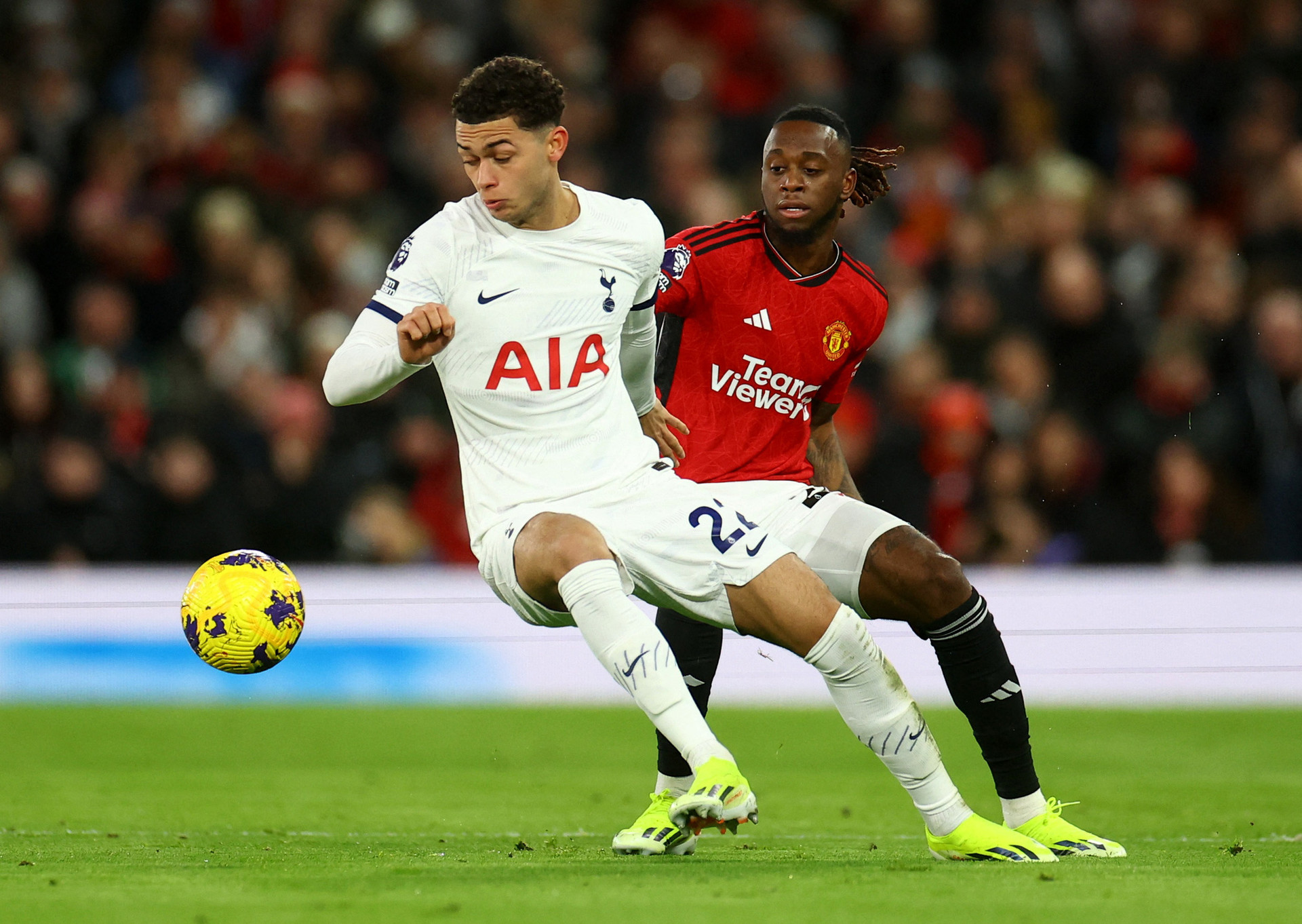 Tottenham và chủ nhà Man United chia điểm ở vòng 21 Giải ngoại hạng Anh - Ảnh: REUTERS