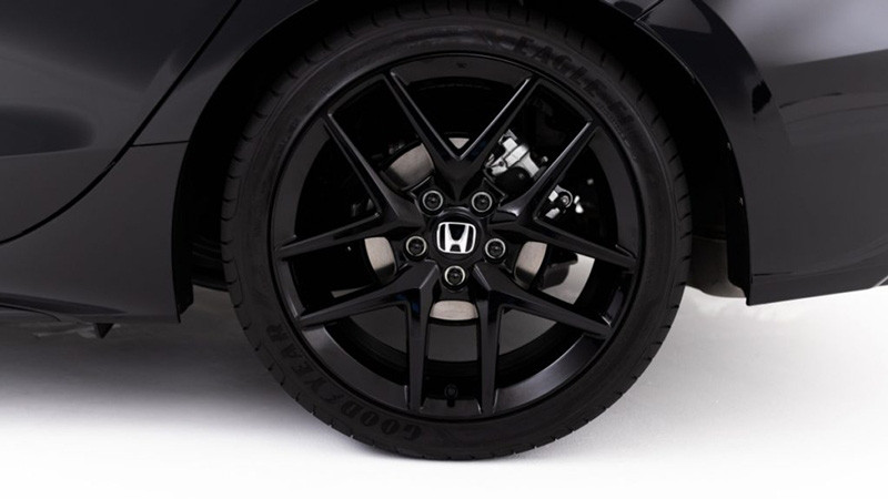 'Bản nháp' Honda Civic RS 2024 ra mắt tại triển lãm xe độ: Cản trước hầm hố hơn, định vị dưới Type R- Ảnh 9.