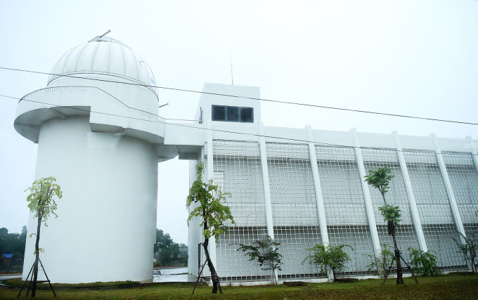 Đài thiên văn tại Trung tâm Vũ trụ Việt Nam cơ sở tại Hoà Lạc. Ảnh: Giang Huy