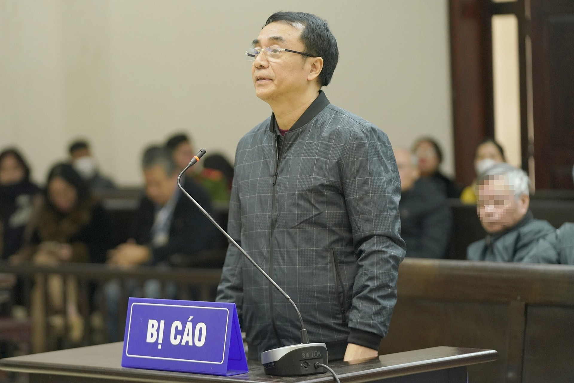 Bị cáo Trần Hùng bị toà phúc thẩm tuyên y án 9 năm tù giam.