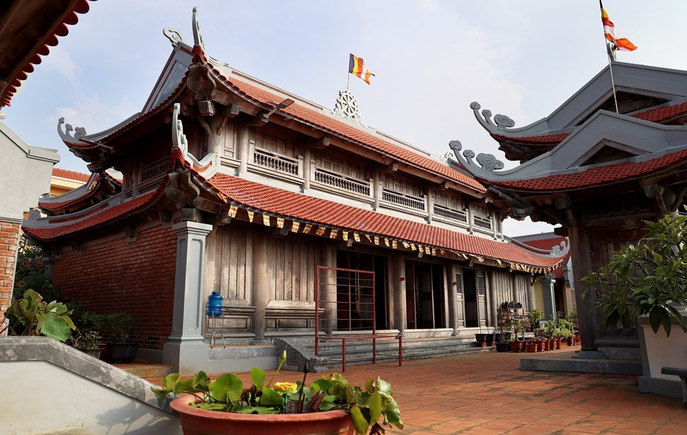 Da Tay Pagoda boasts cultural and spiritual beauty hinh anh 4
