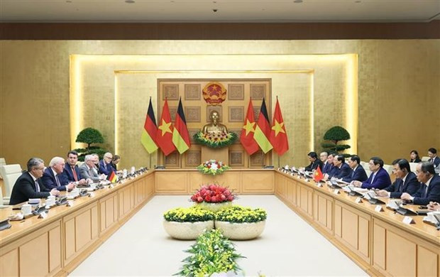 Prime Minister meets German President in Hanoi hinh anh 2