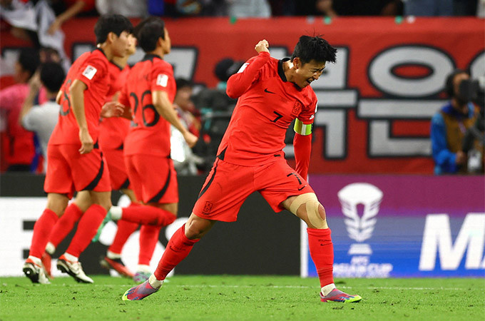 Niềm vui của Son Heung Min khi tỏa sáng giúp Hàn Quốc ngược dòng đánh bại Australia ở tứ kết Asian Cup 2023 