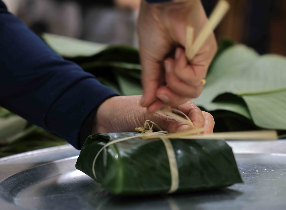 Making Tet chung cakes - Traditional cultural feature of Vietnamese people hinh anh 4