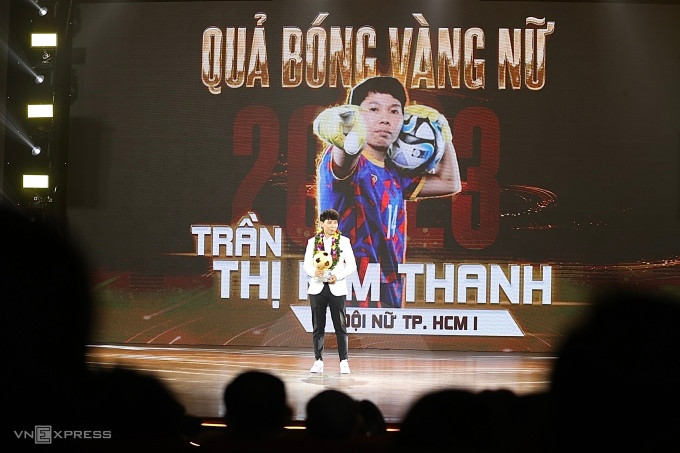Trần Thị Kim Thanh lần đầu giành Quả bóng vàng nữ Việt Nam. Ảnh: Đức Đồng