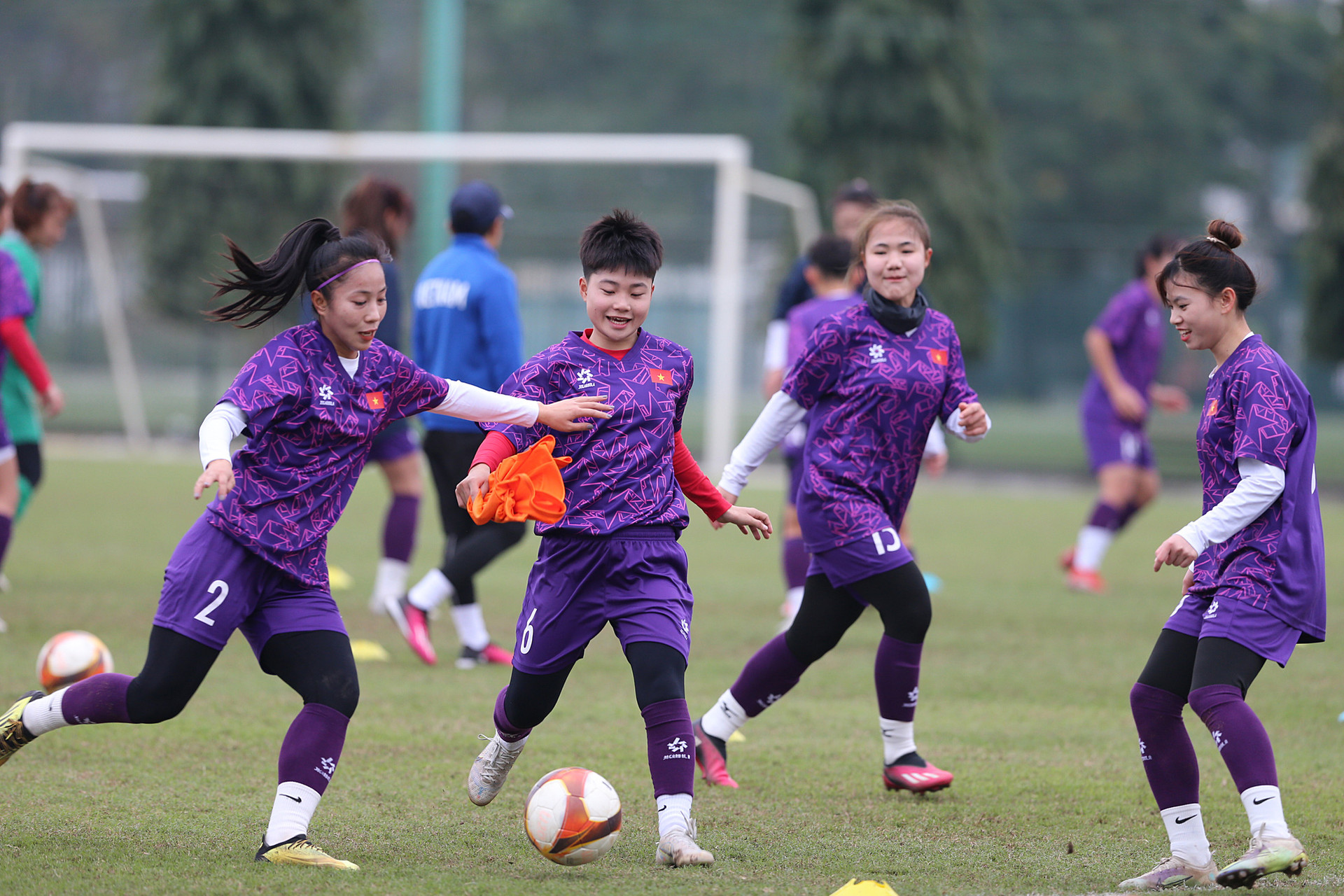 Đội tuyển U20 nữ Việt Nam tập trung từ giữa tháng 1 đến nay để chuẩn bị cho VCK U20 nữ châu Á 2024 - Ảnh: HOÀNG TÙNG