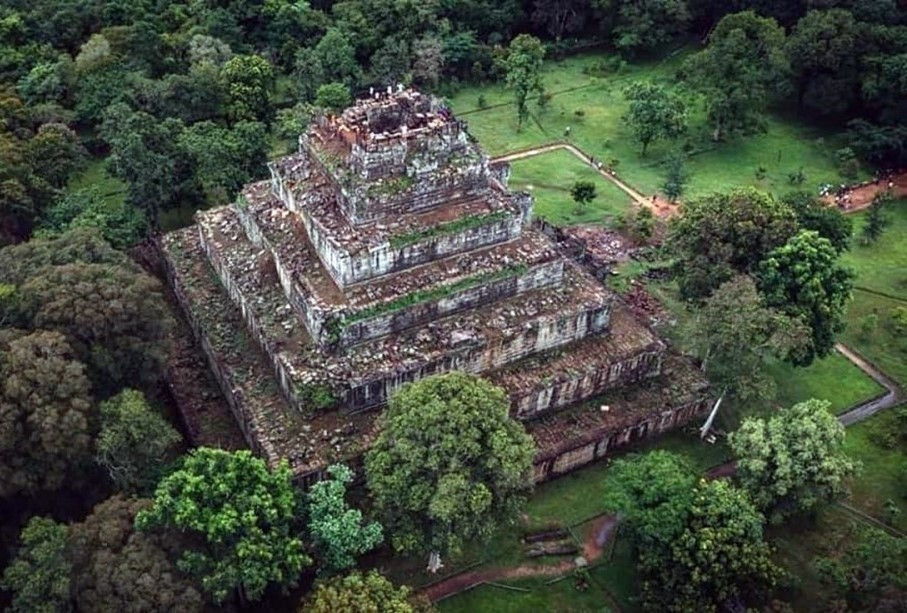 Đền Koh Ker được mệnh danh là kim tự tháp của nền văn minh Angkor. (Ảnh: AKP/TTXVN phát)