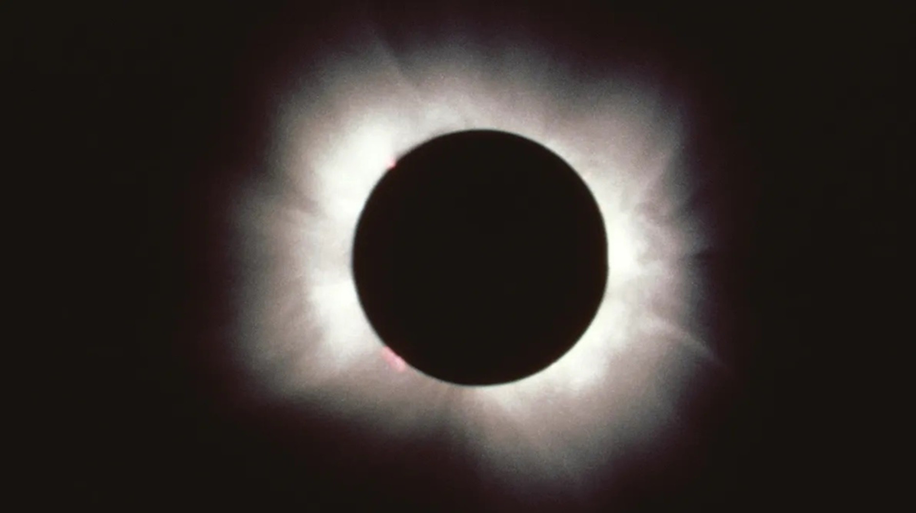 Vành nhật hoa của Mặt trời quan sát được trong lần nhật thực toàn phần năm 1979 - Ảnh: Getty Images