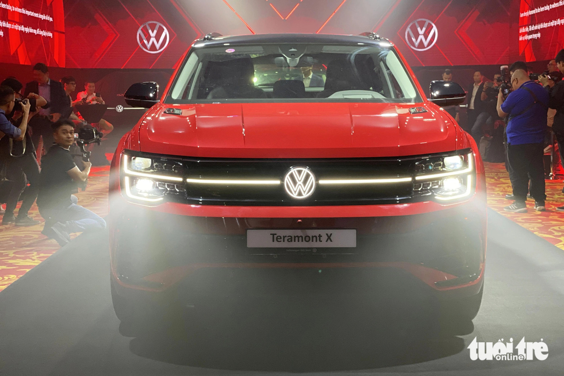 Volkswagen Teramont X dùng chung hệ thống gầm bệ và động cơ, hộp số như Teramont. Sức mạnh đến từ động cơ 2.0L tăng áp 220 mã lực, mô-men xoắn 350Nm, kết hợp số ly hợp kép 7 cấp và hệ dẫn động 4 bánh