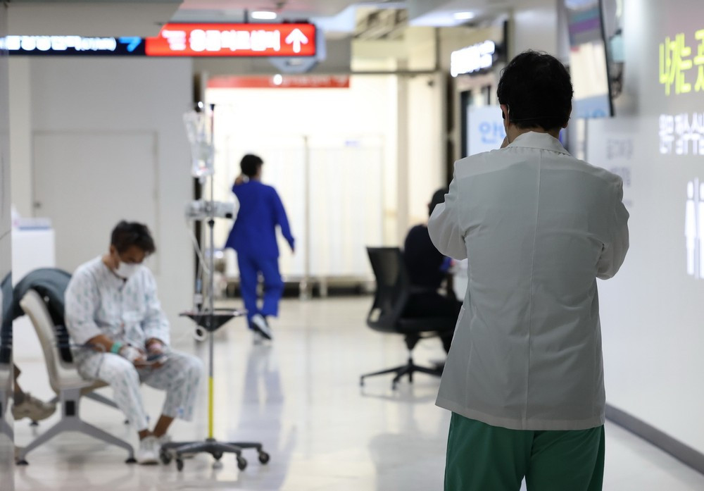 Bên trong khoa cấp cứu của một bệnh viện ở Seoul, Hàn Quốc ngày 1/3/2024. (Ảnh: Yonhap/TTXVN)