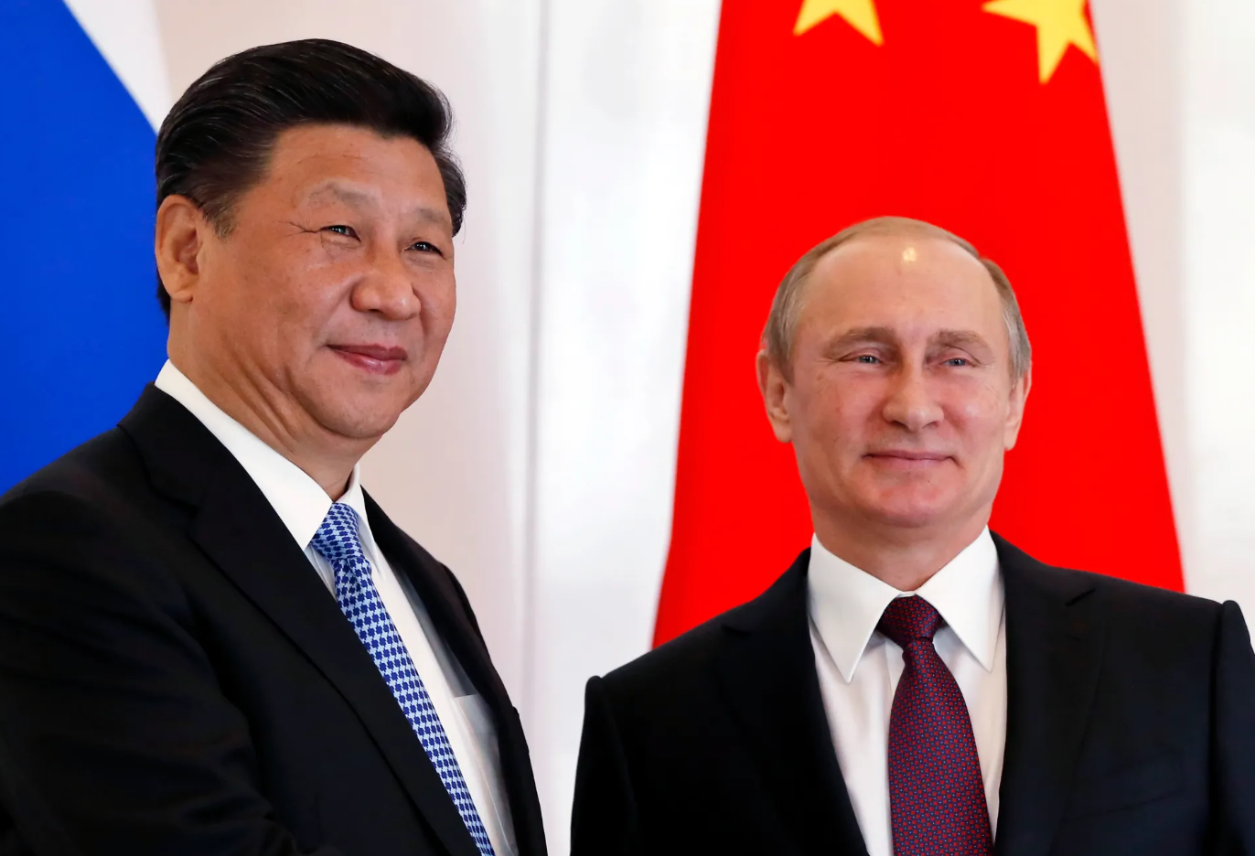 Chủ tịch Trung Quốc Tập Cận Bình và Tổng thống Nga Vladimir Putin tại Thổ Nhĩ Kỳ vào năm 2015 - Ảnh: EPA
