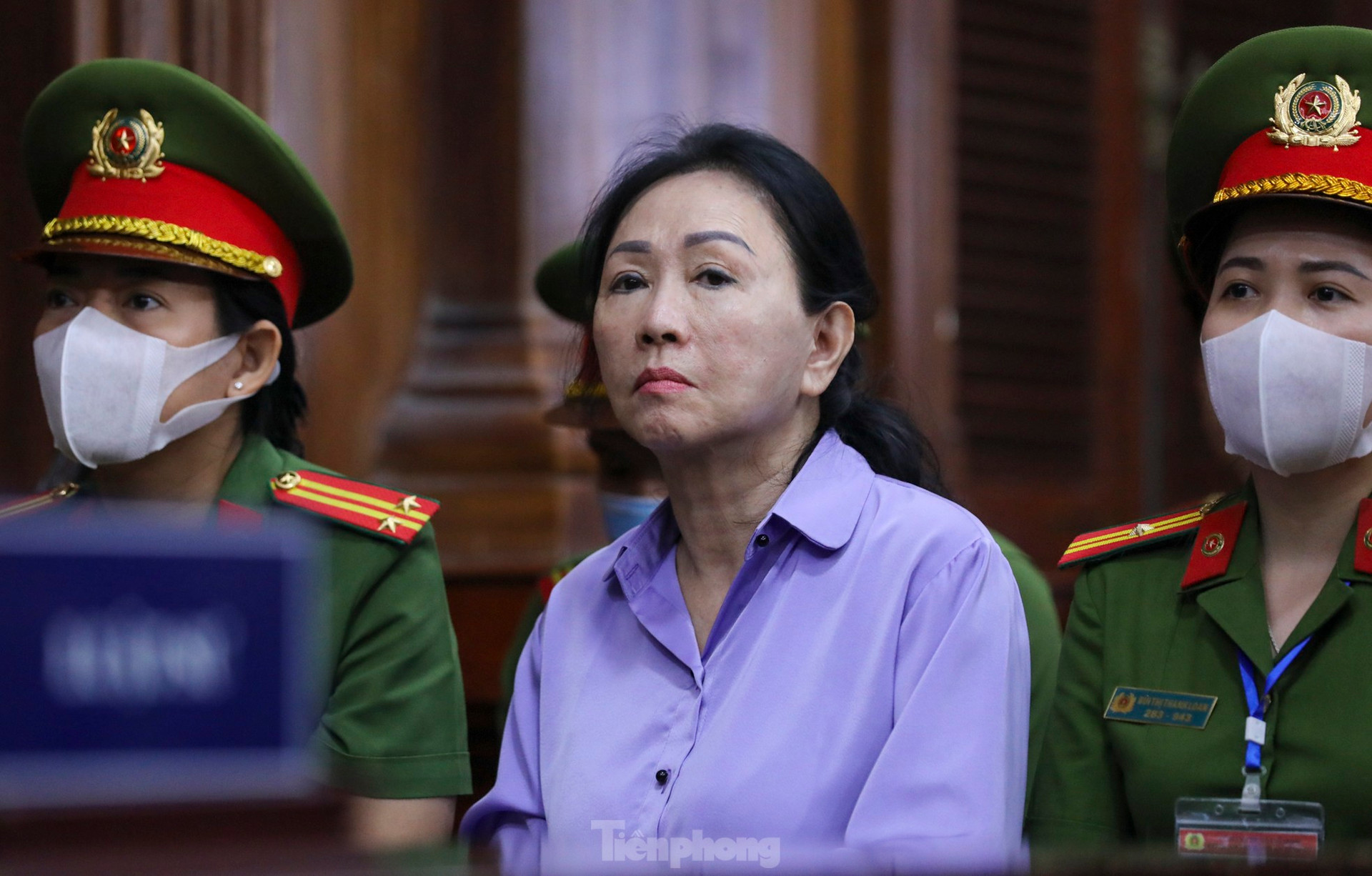 Gương mặt thất thần của bà Trương Mỹ Lan sau khi bị đề nghị tuyên án tử ảnh 2