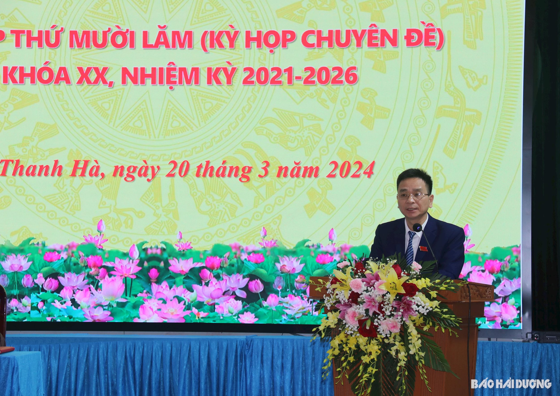 Đồng chí Phạm Văn Hùng, Phó Bí thư Thường trực Huyện ủy, Chủ tịch HĐND huyện Thanh Hà điều hành hội nghị