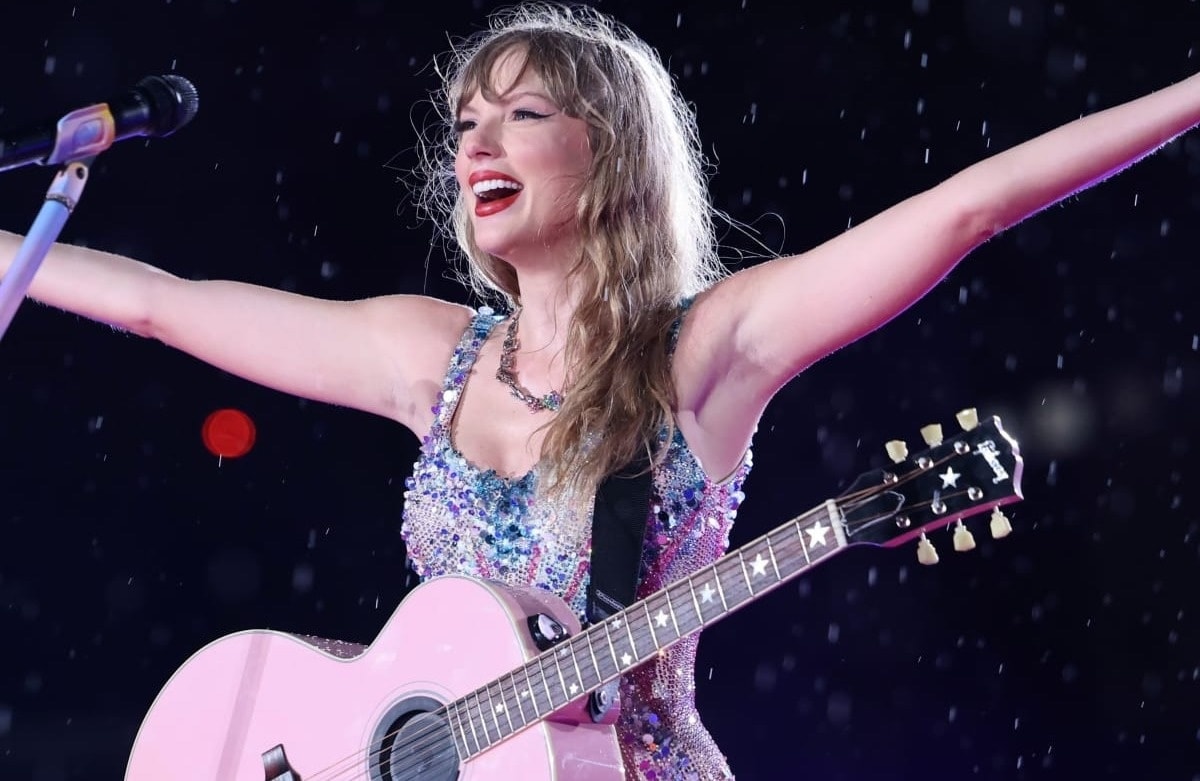 70.000 Khán Giả Trong Show Taylor Swift Tạo Ra động đất