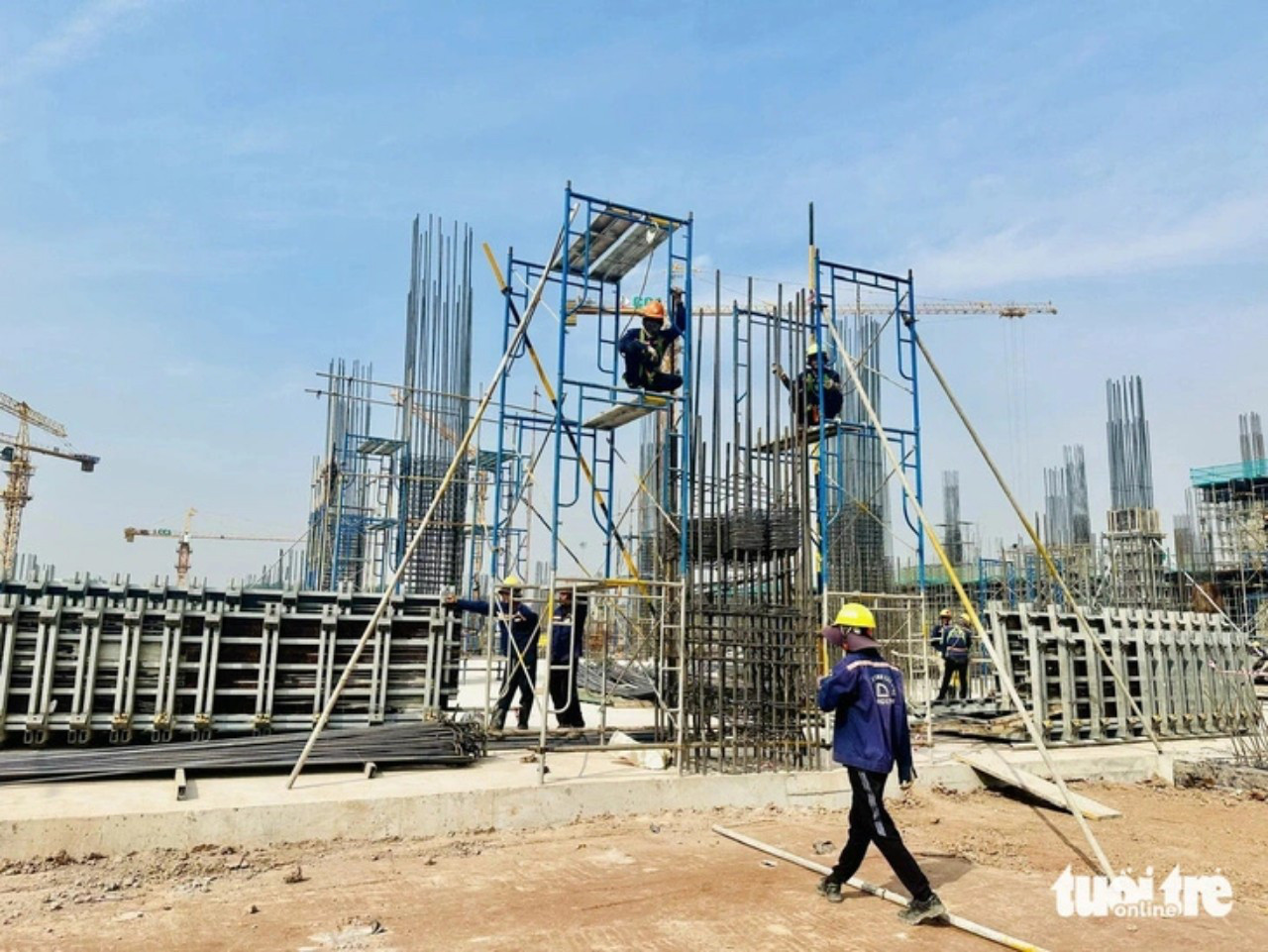 Các doanh nghiệp Việt đang cung cấp thép tại dự án lớn như nhà ga T3 Tân Sơn Nhất, sân bay Long Thành - Ảnh: CÔNG TRUNG