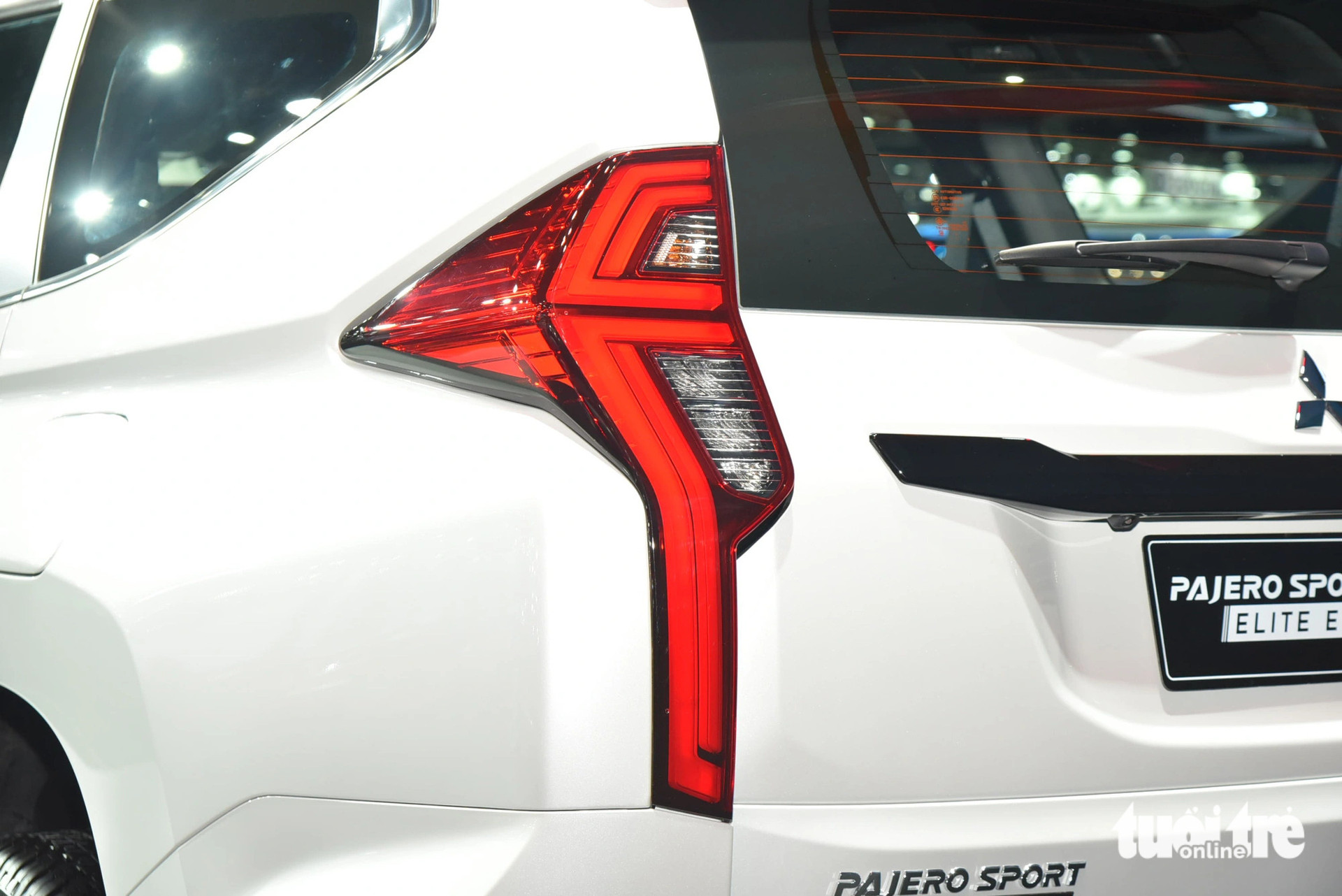 Mitsubishi Pajero Sport 2024 giá quy đổi từ 954 triệu đồng, dễ về Việt Nam đấu Fortuner- Ảnh 8.