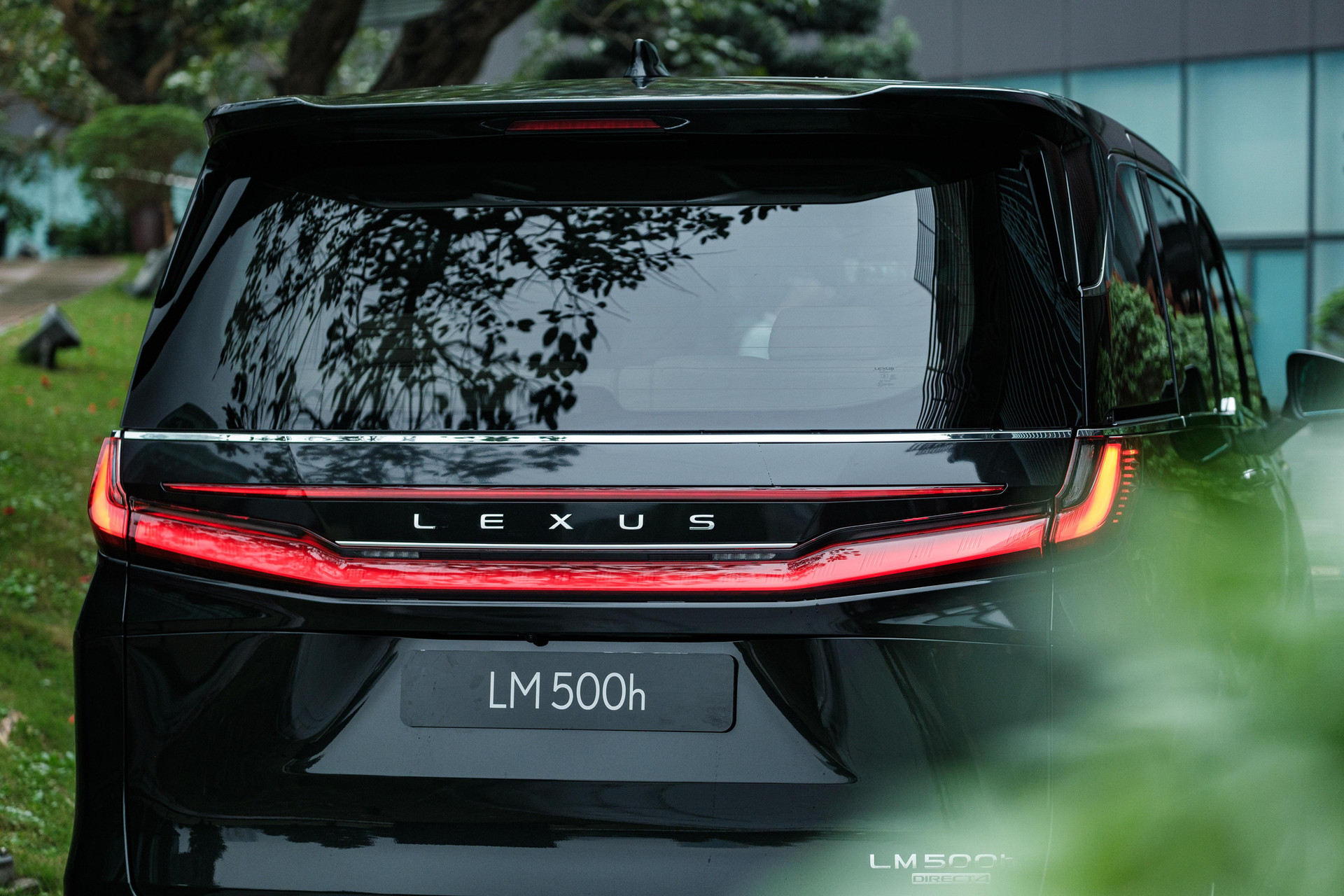 Lexus LM 2024 ra mắt Việt Nam với giá từ 7,29 tỉ đồng- Ảnh 5.