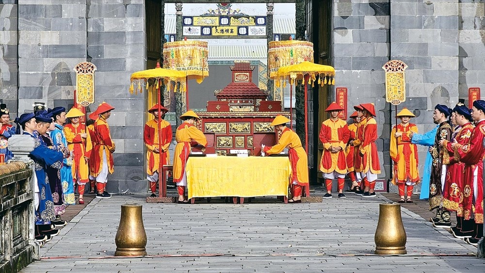 Honouring the value of Vietnamese festivals hinh anh 5